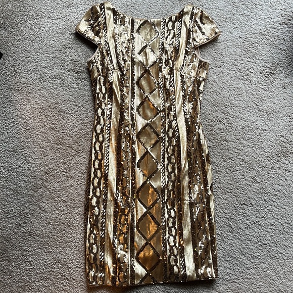 NWTs Gold Dress - Adrianna Papell - Picture 2 of 11